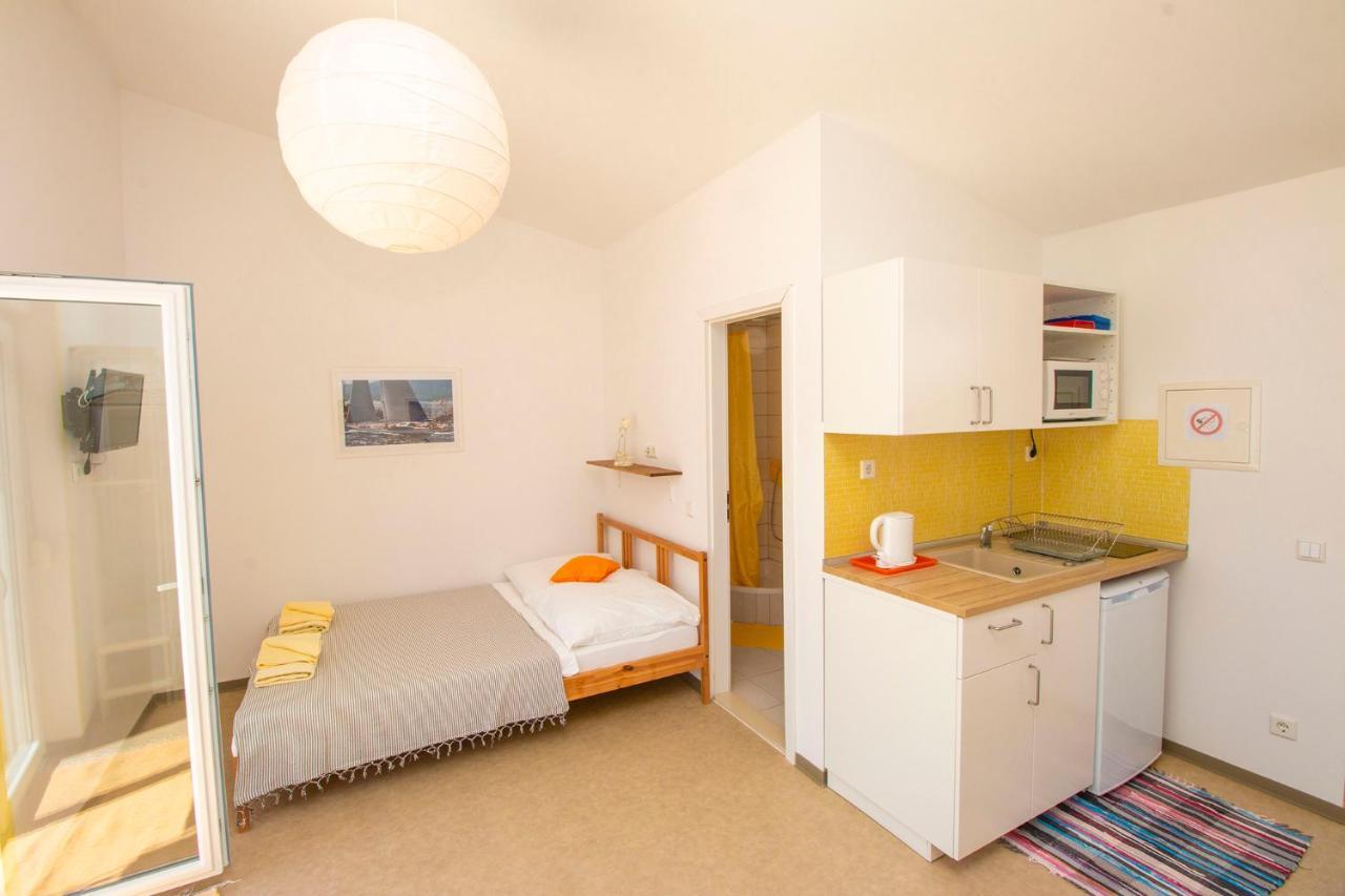 Apartments Roko Stanici Exterior photo
